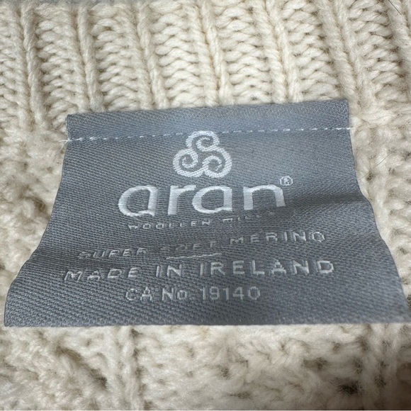 Aran Woolen Mills Cleggan Ladies Aran Crew Neck Cardigan Sweater - Oat - Medium - Picture 8 of 10